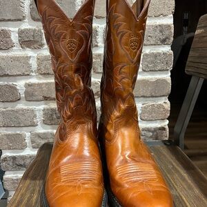 Ariat Men's Tan Leather Cowboy Boots